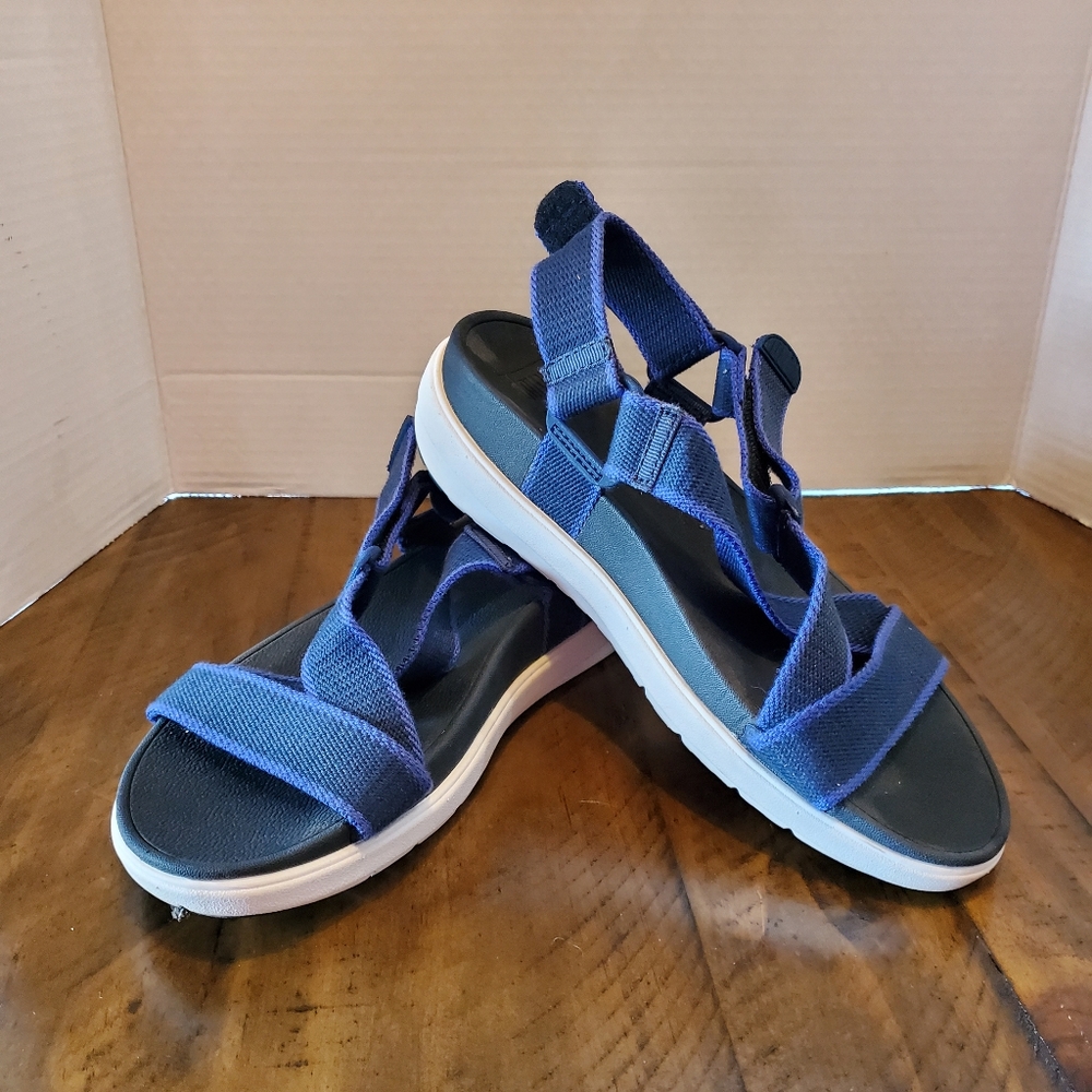 FitFlop Sandals 8/8.5